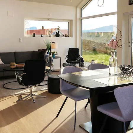 Svortevik By Interhome * Naustdal i Sunnfjord